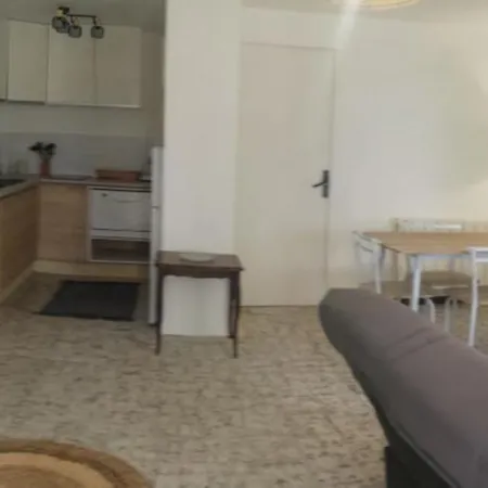 Apartmán Les Camelias, Avec Piscine