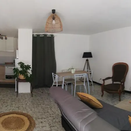 Apartmán Les Camelias, Avec Piscine *
