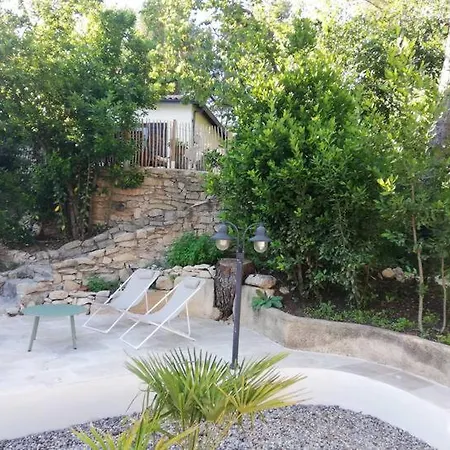 Les Camelias, Avec Piscine شقة *
